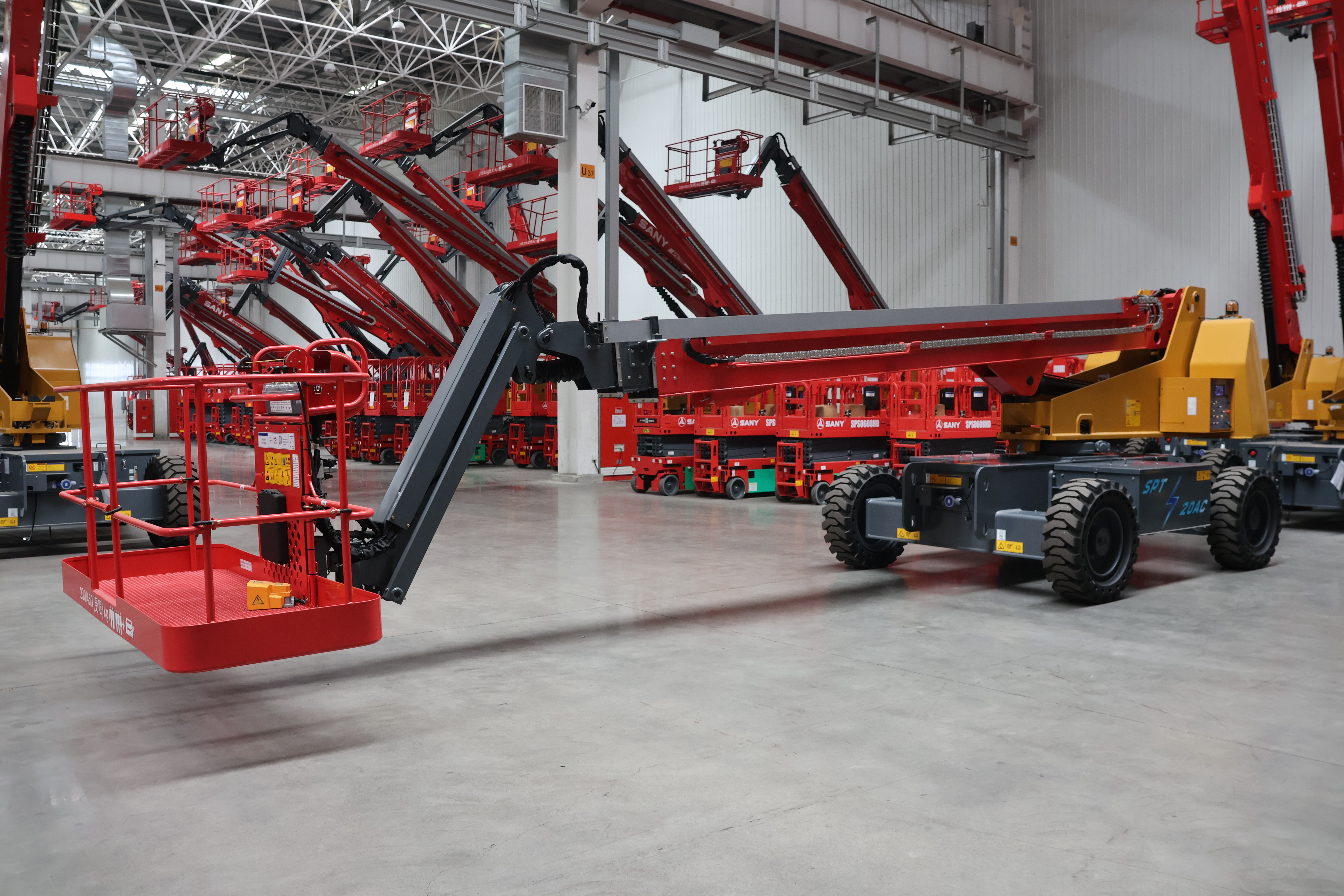 Телескопический подъёмник SANY SPT20AC