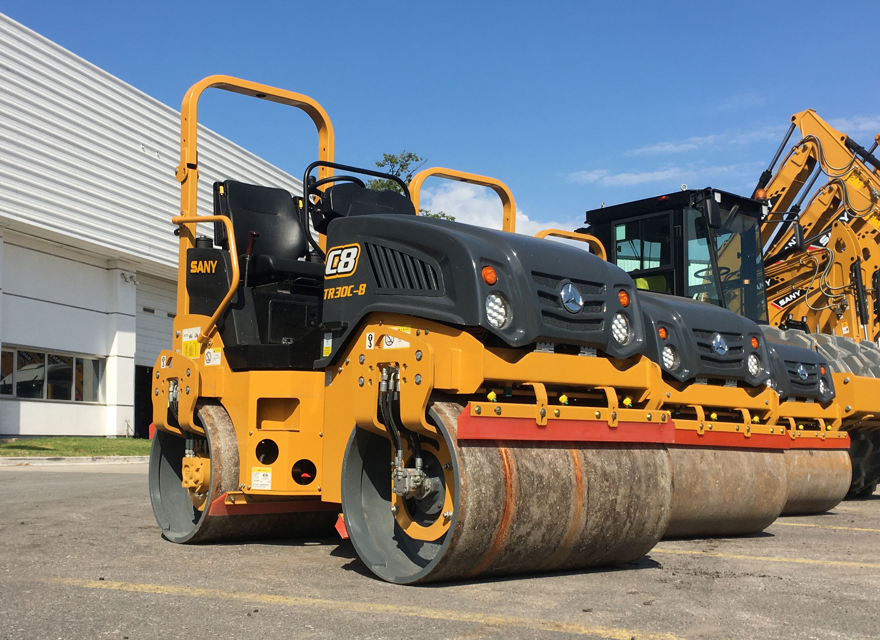 Асфальтовый каток SANY STR30C-8