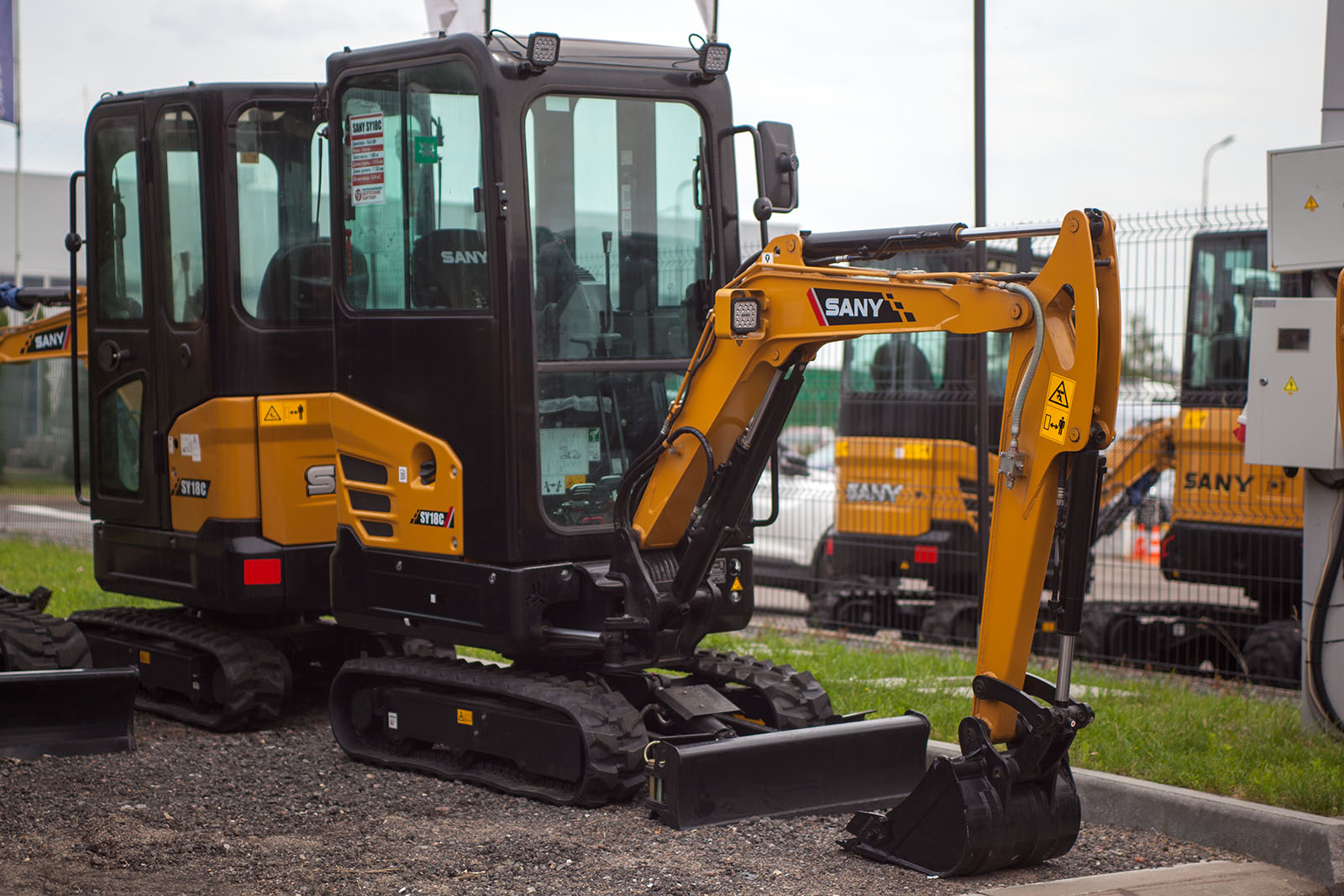 Мини-экскаватор SANY SY18C